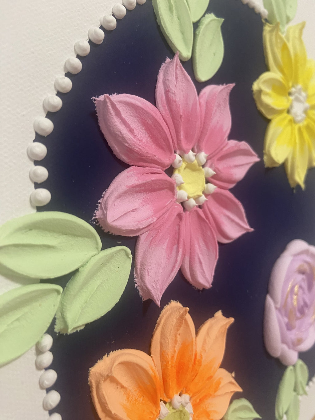 Blue Flowers Arch 30x30cm – close up detail 2